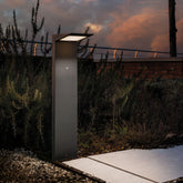 Solar paletto - Grigio scuro / LED full light 5/6 H. - microlight 30% 14/18 H. 3000 / 14x16.5x65 cm | Zafferano Italia