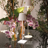 Poldina lampada da tavolo - Foglia color argento | Zafferano Italia